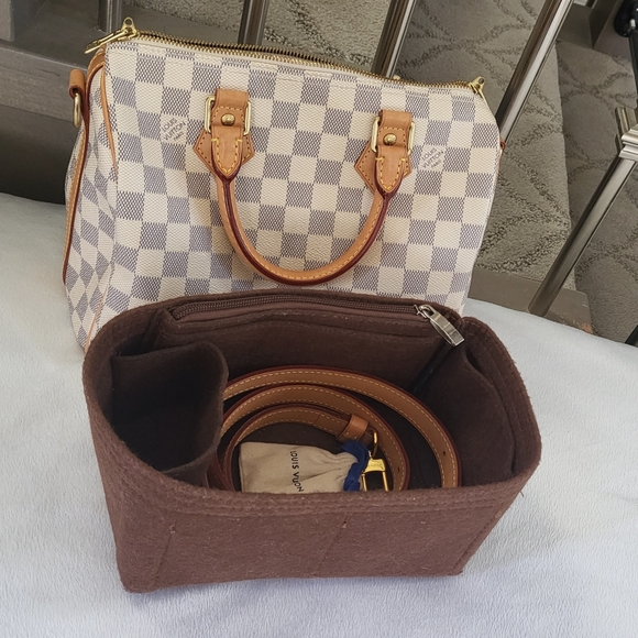 *SOLD* Louis Vuitton Speedy Bandouliere 25 - Picture 10 of 12